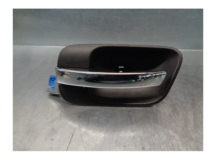 Recambio de maneta interior delantera izquierda para chrysler 300c (lx, le) 3.0 crd referencia OEM IAM 1070391