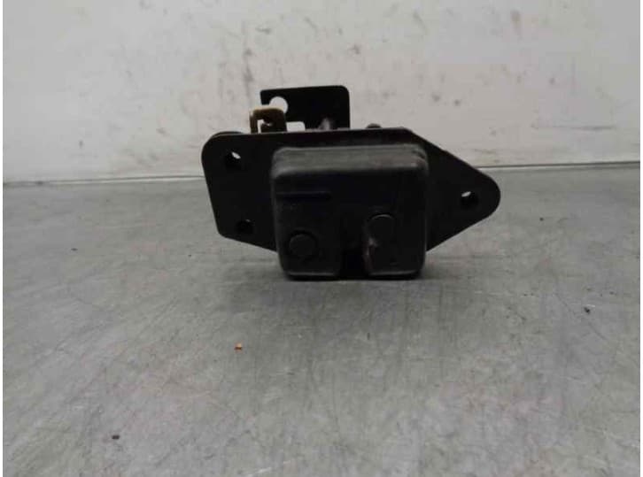 Recambio de cerradura maletero / porton para jeep gr.cherokee (wj/wg) 2.7 crd cat referencia OEM IAM 55136740AA 2 PINES 5 PUERTA