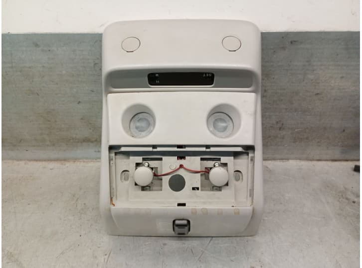 Recambio de luz interior para mitsubishi montero sport i (k7_, k9_) 2.5 td (k94w, k74t) referencia OEM IAM MR381519 MR381519