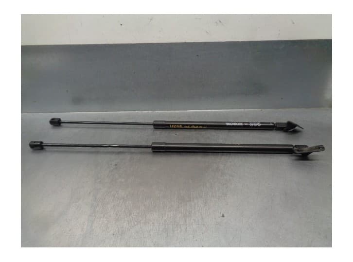 Recambio de amortiguadores maletero / porton para opel corsa d (s07) 1.3 cdti (l08, l68) referencia OEM IAM 13182537