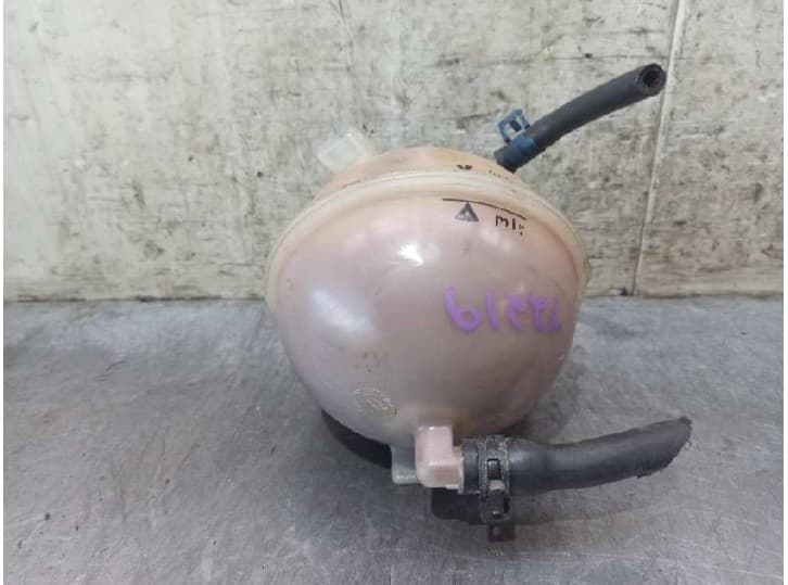 Recambio de deposito expansion para volkswagen golf iii variant (1h5) 1.9 tdi referencia OEM IAM 1H0121407