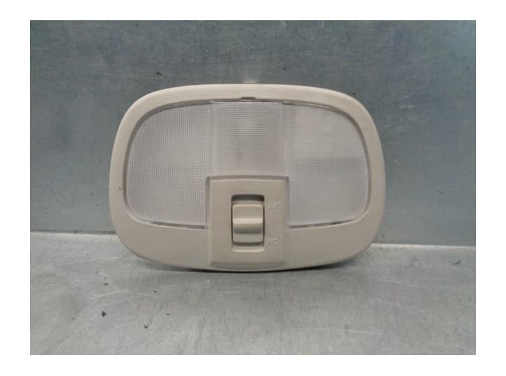 Recambio de luz interior para ssangyong rexton w / rexton 2.0 xdi referencia OEM IAM 8372008000 TRASERA