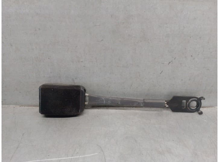 Recambio de enganche cinturon delantero izquierdo para peugeot 308 i (4a_, 4c_) 1.6 hdi referencia OEM IAM 8975K9 8975K9