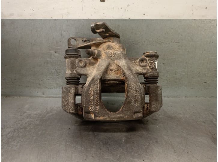 Recambio de pinza freno trasera derecha para nissan nv400 furgoneta (x62, x62b) dci 135 referencia OEM IAM 440106795R 4400100Q1D