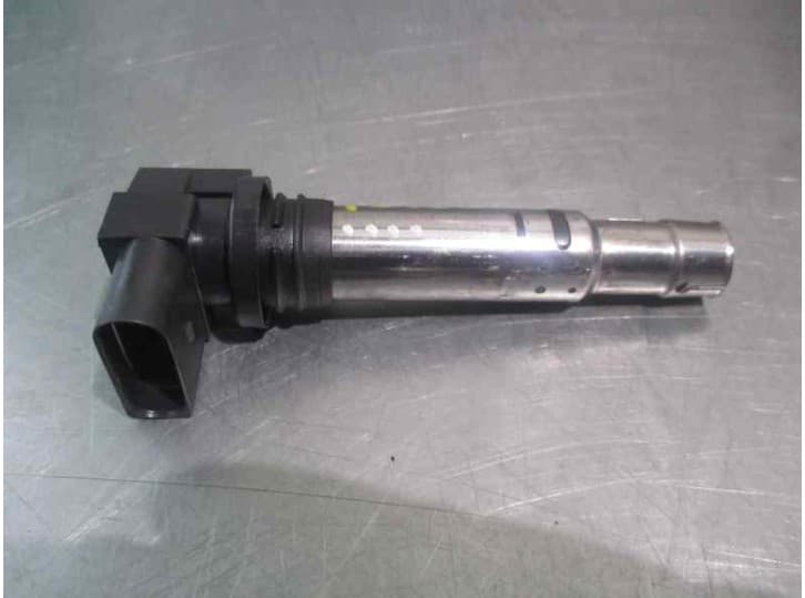 Recambio de bobina encendido para audi a2 (8z0) 1.6 fsi referencia OEM IAM R0401S00400 U5002097N NGK