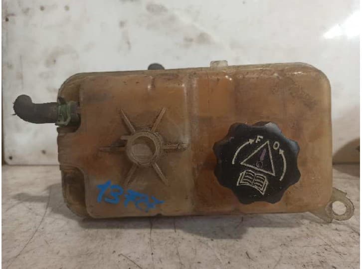Recambio de deposito expansion para citroën c5 i break (de_) 2.0 16v (derfnf, derfnc, rerfnc) referencia OEM IAM 132384 132384