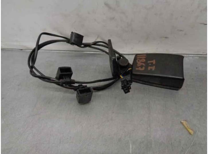 Recambio de enganche cinturon trasero izquierdo para alfa romeo mito (955_) 1.3 multijet (955axh1b, 955axt1a) referencia OEM IAM