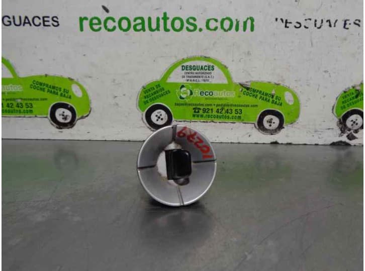 Recambio de mando elevalunas delantero izquierdo para rover streetwise hatchback 1.4 referencia OEM IAM YUF101960