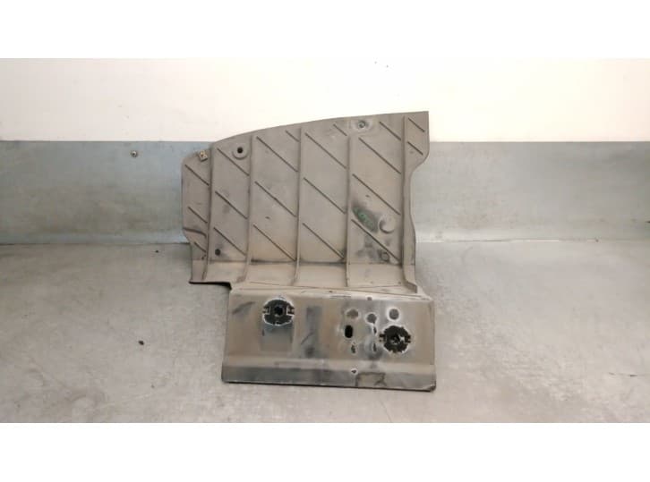 Recambio de cubrecarter para volkswagen tiguan van (5n_) 2.0 tdi (5n1, 5n2) referencia OEM IAM 5N0825206 5N0825206 CESTA 39-3 DE