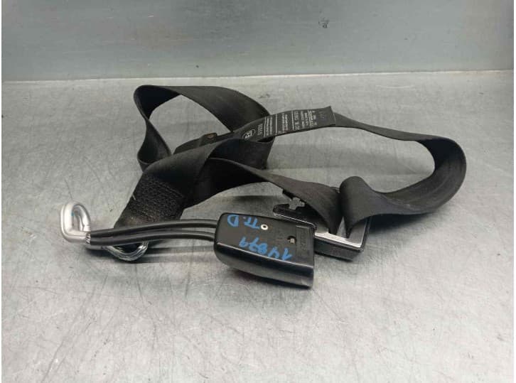 Recambio de enganche cinturon trasero derecho para volvo 740 (744) 2.3 referencia OEM IAM 1297613 TRA DER 4 PUERTAS