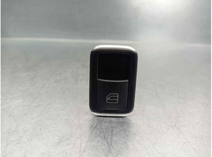 Recambio de mando elevalunas trasero derecho para mercedes-benz cla coupé (c117) cla 220 cdi / d (117.303) referencia OEM IAM A2