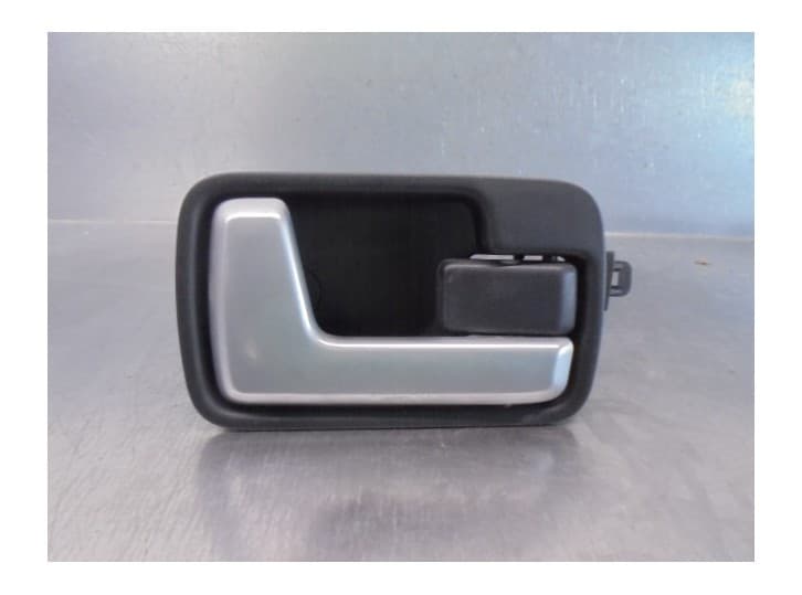 Recambio de maneta interior delantera derecha para land rover discovery iii (l319) 2.7 td 4x4 referencia OEM IAM FVC500125 FVC50