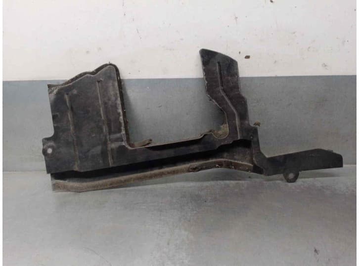 Recambio de molduras delanteras para nissan x-trail iii (t32_, t32r, t32rr) 1.6 dci (t32) referencia OEM IAM 215584BD0A GUÍA AIR