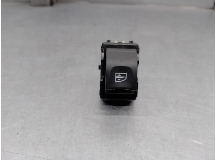 Recambio de mando elevalunas delantero derecho para renault clio iv (bh_) 1.5 dci 75 referencia OEM IAM 254218614R