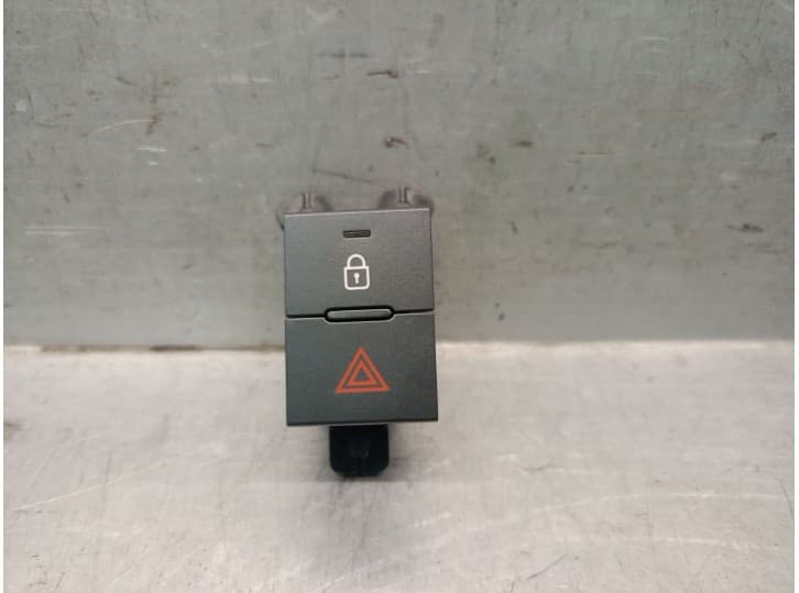 Recambio de warning para hyundai i20 iii (bc3, bi3) 1.0 t-gdi hybrid 48v referencia OEM IAM 93790Q0000 HYUNDAI I20 III ( BC3, BI