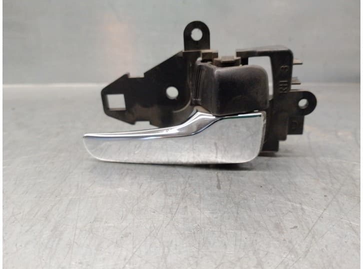 Recambio de maneta interior delantera derecha para mitsubishi lancer viii (cy_a, cz_a) 2.0 di-d (cy8a) referencia OEM IAM MN1053