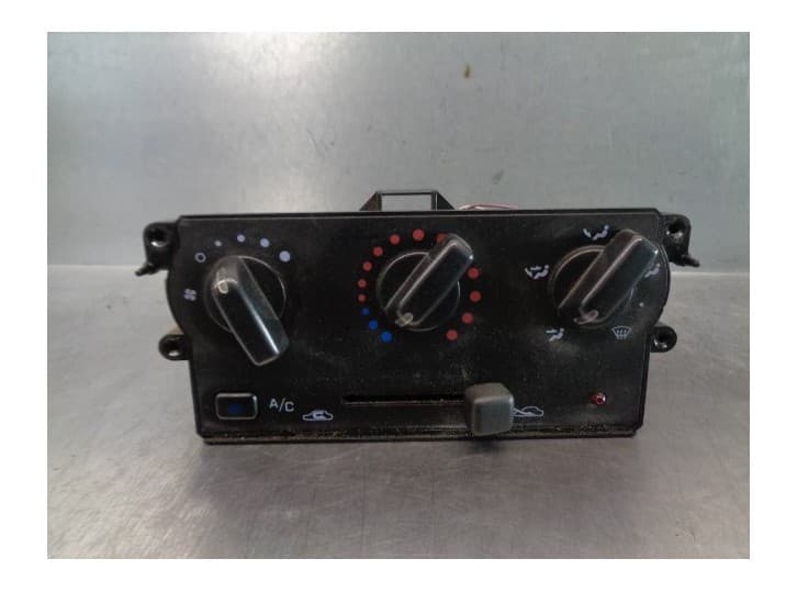 Recambio de mando calefaccion / aire acondicionado para nissan micra ii (k11) 1.3 i 16v referencia OEM IAM 7040230732