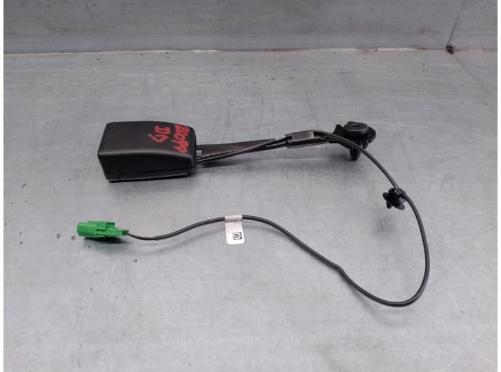 Recambio de enganche cinturon delantero derecho para dacia jogger (rk_) 1.0 tce 90 eco-g referencia OEM IAM 878170648R DELANTERO