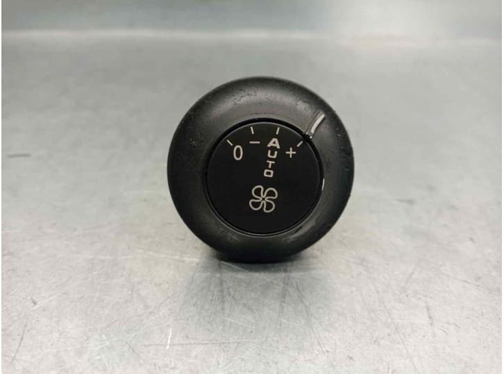 Recambio de mando climatizador para lancia phedra (179_) 2.2 jtd (179axc1a) referencia OEM IAM 1488941077
