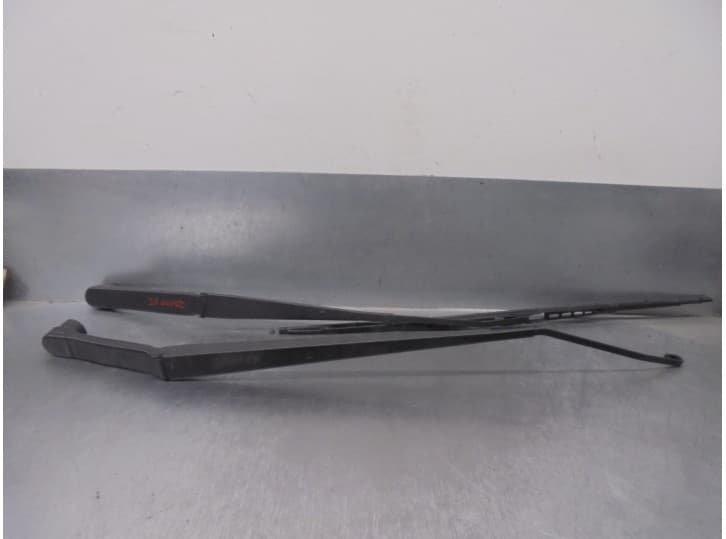 Recambio de brazo limpia delantero derecho para subaru xv (_gp_) 2.0 i awd (gp7, g33gp) referencia OEM IAM 86532FJ030 86532FJ080