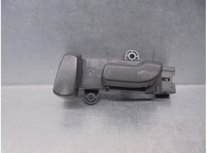 Recambio de mando asiento izquierdo para subaru xv (_gp_) 2.0 i awd (gp7, g33gp) referencia OEM IAM 64115FJ150VH 64115FJ150