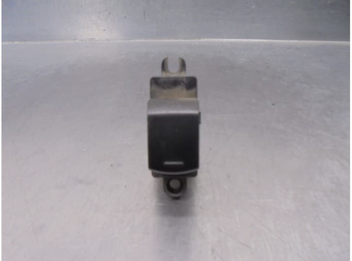 Recambio de mando elevalunas trasero izquierdo para subaru xv (_gp_) 2.0 i awd (gp7, g33gp) referencia OEM IAM 83071FJ050