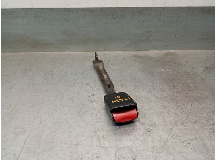 Recambio de enganche cinturon delantero izquierdo para renault megane iii coupé (dz0/1_) 1.5 dci (dz0b) referencia OEM IAM 88842