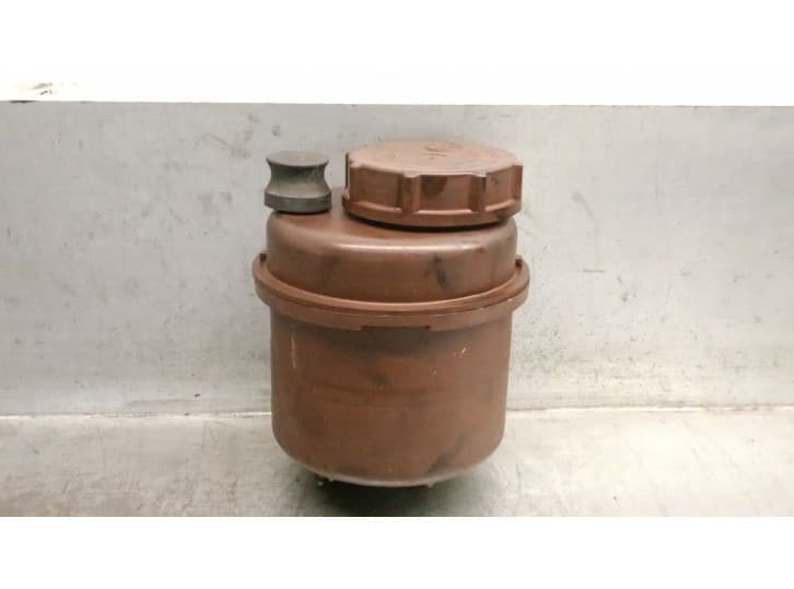 Recambio de deposito servo para » otros... camion >3500kg referencia OEM IAM 8188037