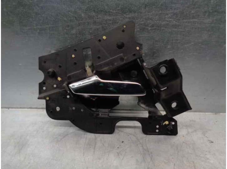 Recambio de maneta interior trasera derecha para mercedes-benz clase e t-model (s210) e 240 t (210.261) referencia OEM IAM A2107