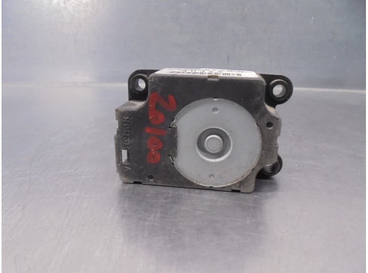 Recambio de motor apertura trampillas climatizador para subaru xv (_gp_) 2.0 i awd (gp7, g33gp) referencia OEM IAM T1007073N