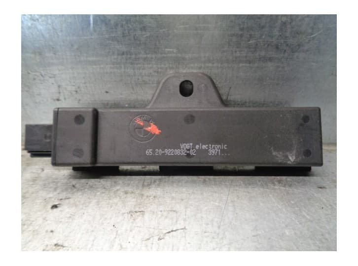 Recambio de antena para mini mini countryman (f60) cooper s referencia OEM IAM 6520922083202