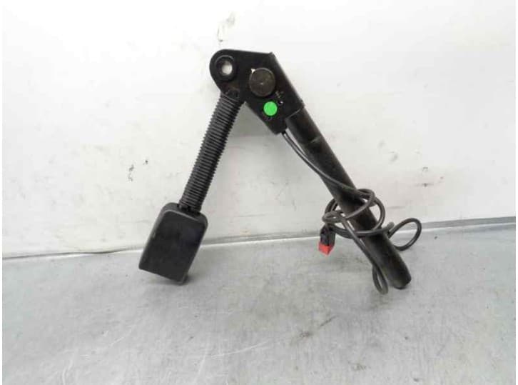 Recambio de pretensor airbag delantero derecho para ford focus i sedán (dfw) 1.6 16v referencia OEM IAM T4X9A020920