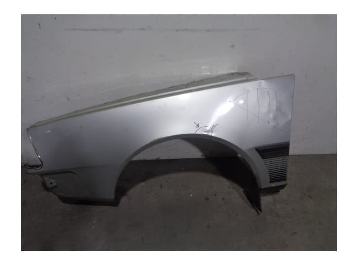 Recambio de aleta delantera izquierda para renault 18 variable (135_) 2.0 (1353) referencia OEM IAM 4541444 GRIS