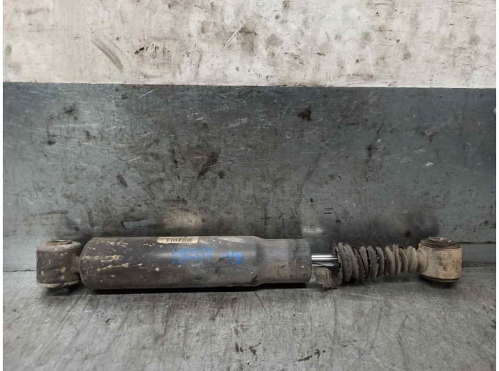 Recambio de amortiguador trasero derecho para citroën jumpy ii furgoneta 1.6 hdi 90 16v referencia OEM IAM 5206GA 5206GA