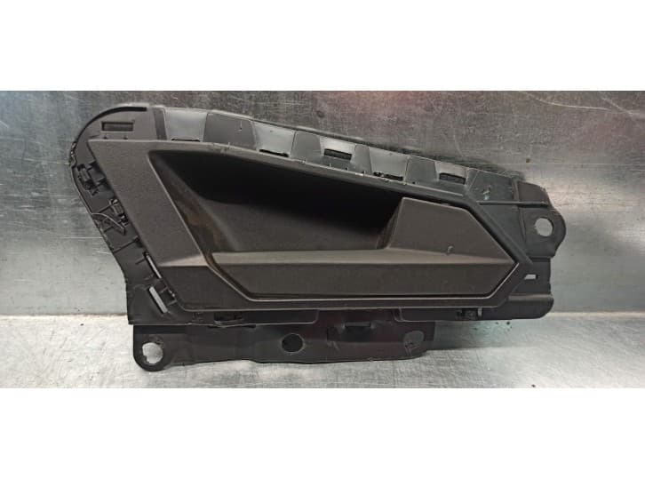 Recambio de maneta interior delantera derecha para seat ibiza v (kj1, kjg) 1.0 referencia OEM IAM 6F0837114