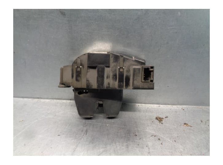 Recambio de cerradura maletero / porton para citroën c5 iii (rd_) 2.0 hdi (rdrhda) referencia OEM IAM 9660403780 3 PINES