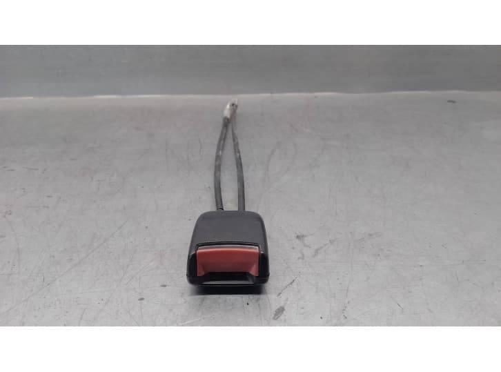 Recambio de enganche cinturon trasero derecho para ford transit furgoneta (e_ _) 2.5 di (eas, eal) referencia OEM IAM 92VBB61204