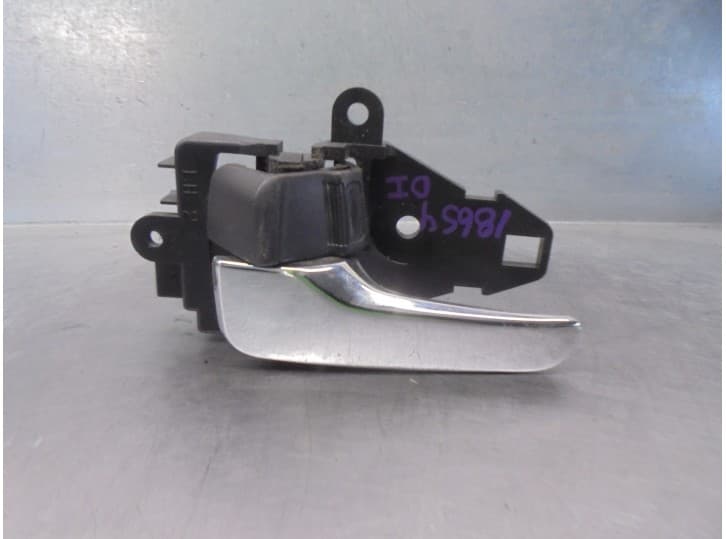 Recambio de maneta interior delantera izquierda para mitsubishi lancer viii (cy_a, cz_a) 2.0 di-d (cy8a) referencia OEM IAM MN10