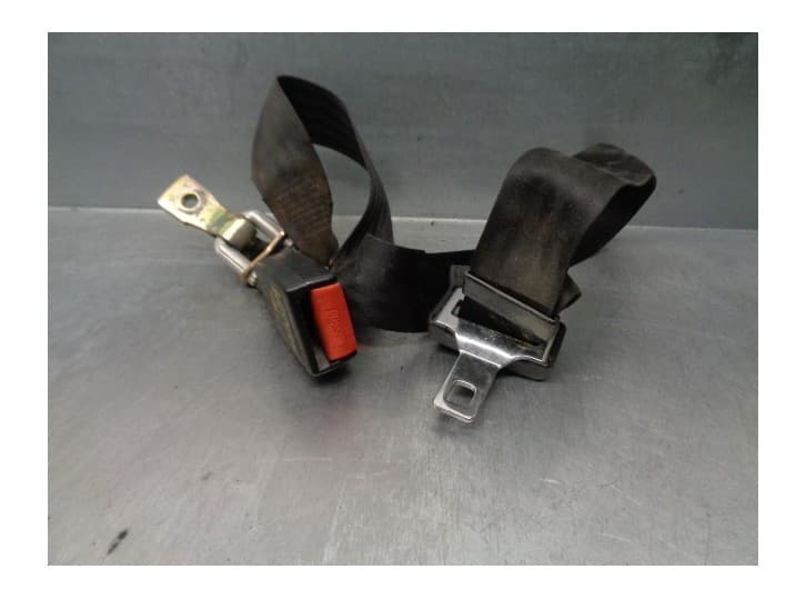 Recambio de cinturon seguridad trasero central para saab 9000 hatchback 2.0 -16 turbo referencia OEM IAM 4032629 4037040