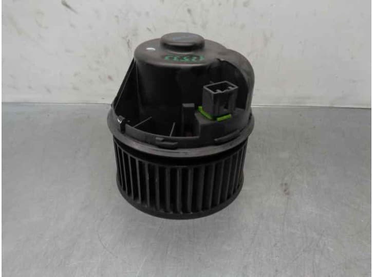 Recambio de motor calefaccion para ford focus iii 1.6 tdci referencia OEM IAM AV6N18456AA