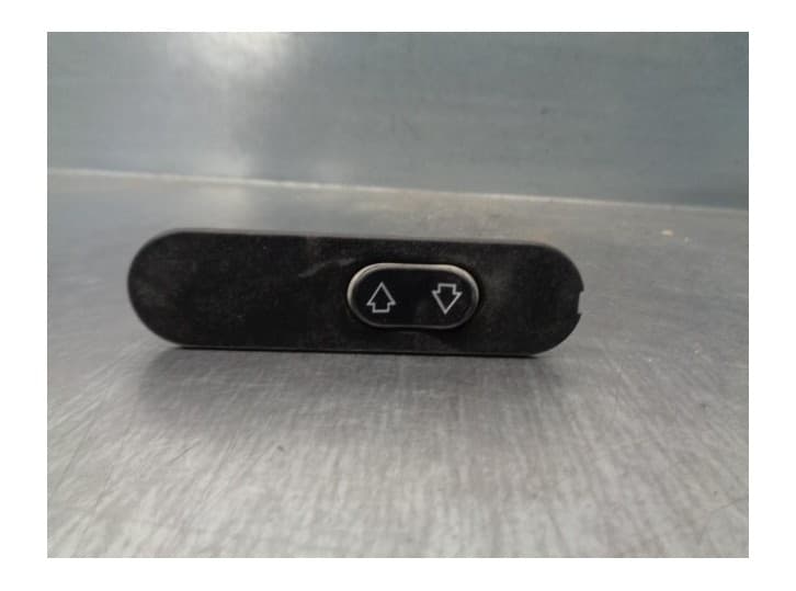 Recambio de mando elevalunas trasero izquierdo para saab 9000 hatchback 2.0 -16 turbo referencia OEM IAM 9503772