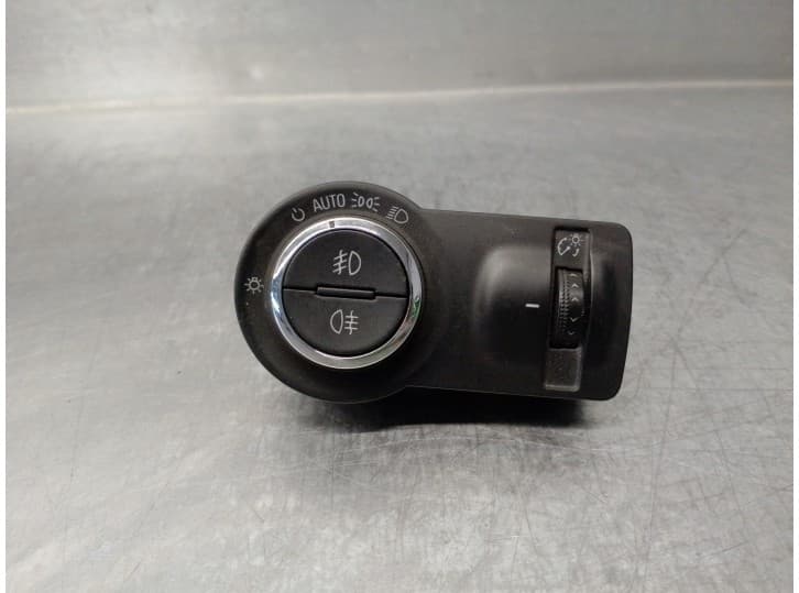 Recambio de mando luces salpicadero para opel insignia a sedán (g09) 2.0 cdti (69) referencia OEM IAM 13268707
