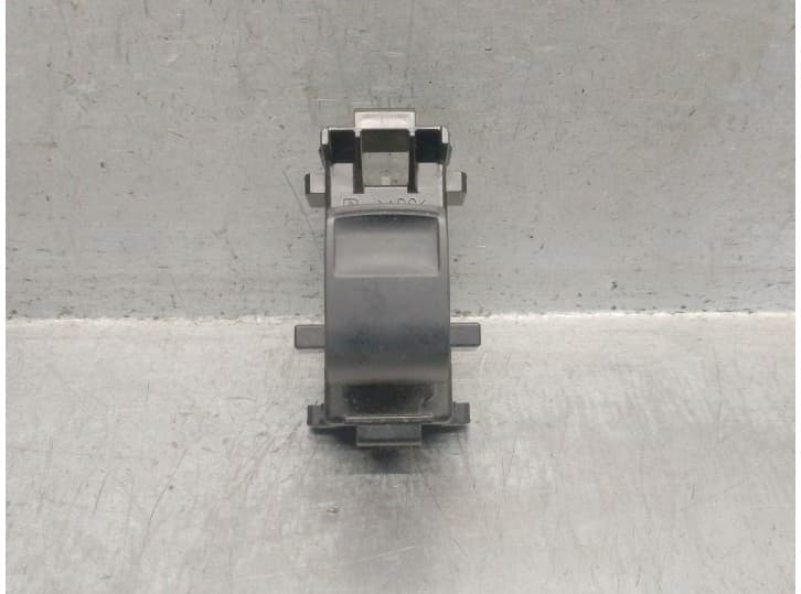 Recambio de mando elevalunas delantero derecho para toyota rav 4 iv (_a4_) 2.5 hybrid (ava42_) referencia OEM IAM 19282917