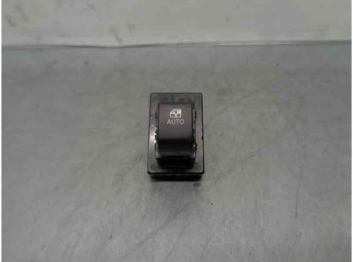 Recambio de mando elevalunas trasero izquierdo para kia cee'd sw (ed) 1.6 crdi 128 referencia OEM IAM 935751H100