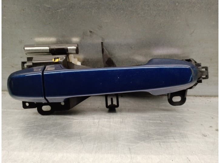 Recambio de maneta exterior delantera derecha para toyota auris (_e18_) 1.8 hybrid (zwe186_) referencia OEM IAM 6921102924 5 PU