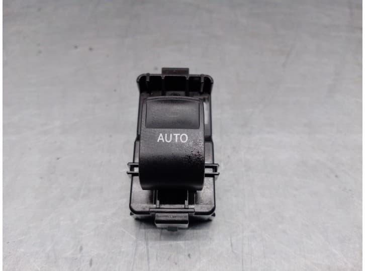 Recambio de mando elevalunas trasero izquierdo para toyota auris (_e18_) 1.8 hybrid (zwe186_) referencia OEM IAM 192801