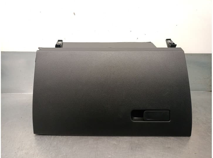 Recambio de guantera para mercedes-benz cla shooting brake (x118) cla 200 (118.687) referencia OEM IAM 1776801200 A1776801200