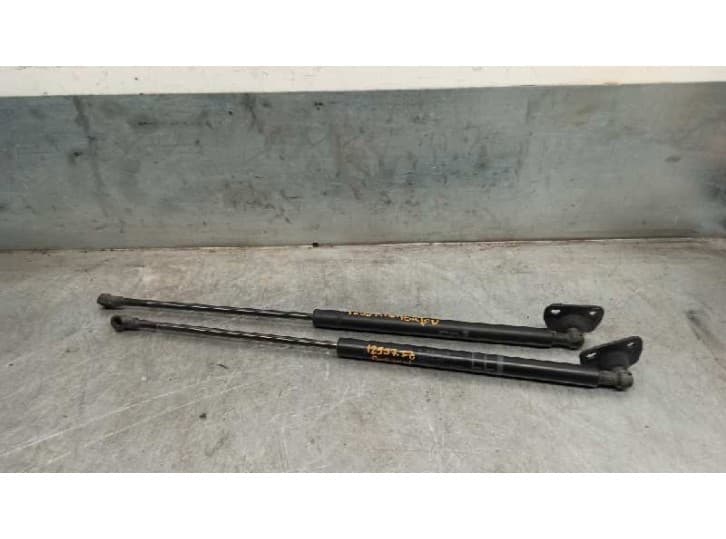 Recambio de amortiguadores maletero / porton para toyota prius liftback (_w2_) 1.5 hybrid (nhw20_) referencia OEM IAM 689600W431