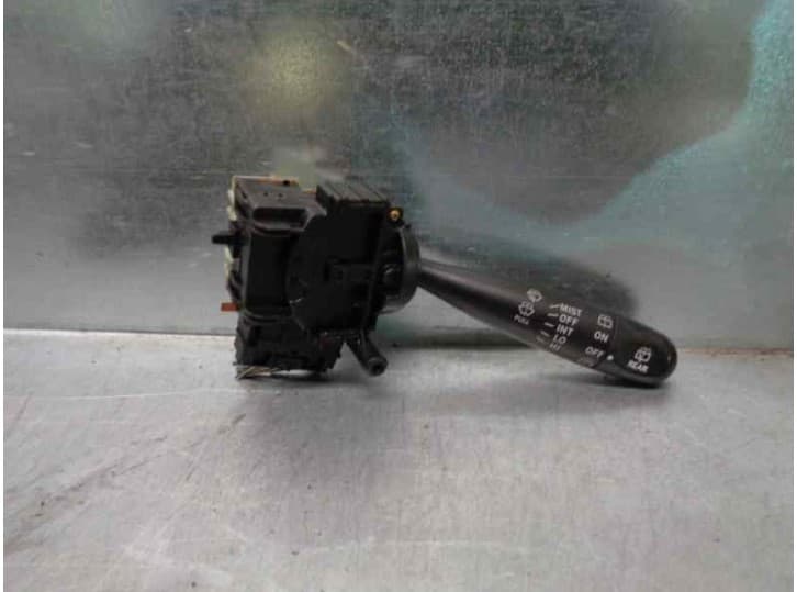 Recambio de mando limpia para toyota yaris (_p1_) 1.3 (scp12_, scp13_) referencia OEM IAM 846520D010