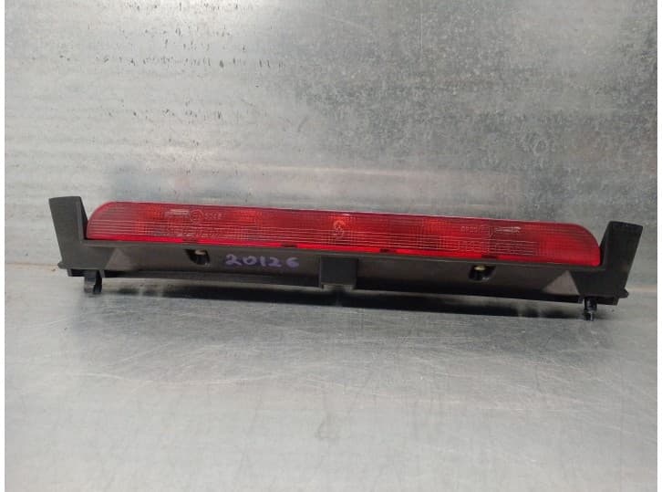 Recambio de luz central de freno para lancia phedra (179_) 2.2 jtd (179axc1a) referencia OEM IAM 1489380080 1489380080